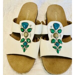 womens naturalizer White Leather Flip flops With Stones Size 6‎